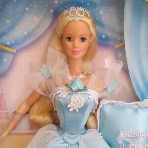 NIB 1998 Sleeping Beauty Barbie Doll With Musical Pillow